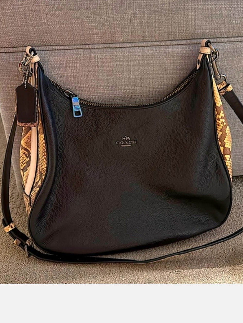 Coach Black Leather Shoulder Bag with Snake-Print Trim And Wallet - Picture 5 of 15